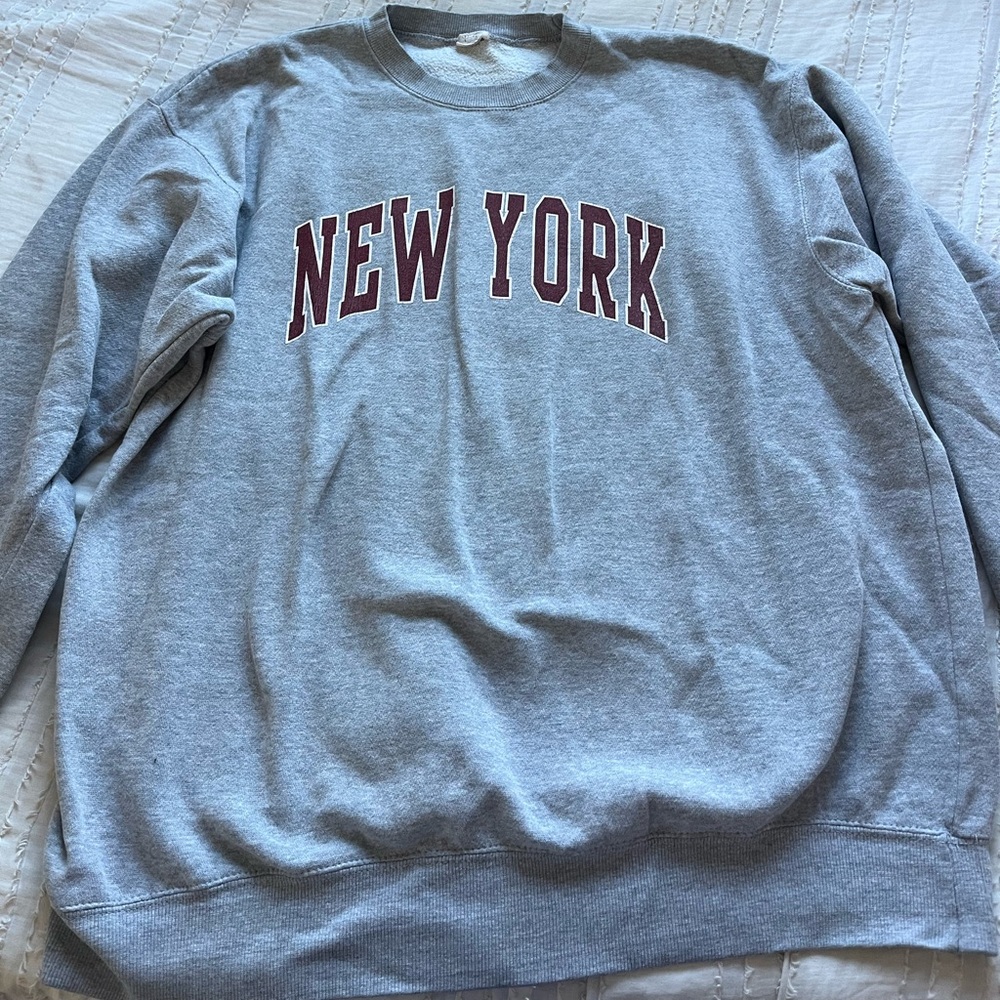 BRANDY GREY CREWNECK
